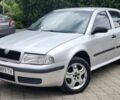 Сірий Шкода Октавія, об'ємом двигуна 1.6 л та пробігом 300 тис. км за 2409 $, фото 1 на Automoto.ua