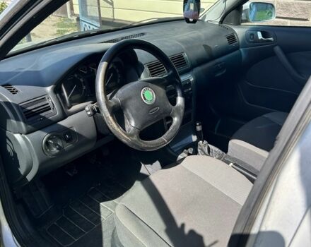 Серый Шкода Октавия, объемом двигателя 1.8 л и пробегом 230 тыс. км за 3300 $, фото 3 на Automoto.ua