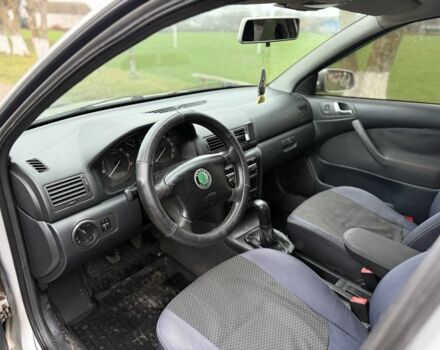 Сірий Шкода Октавія, об'ємом двигуна 1.8 л та пробігом 180 тис. км за 3850 $, фото 6 на Automoto.ua