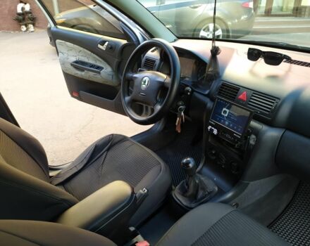 Серый Шкода Октавия, объемом двигателя 1.6 л и пробегом 285 тыс. км за 5800 $, фото 7 на Automoto.ua