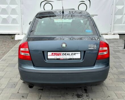Серый Шкода Октавия, объемом двигателя 1.6 л и пробегом 369 тыс. км за 5500 $, фото 7 на Automoto.ua