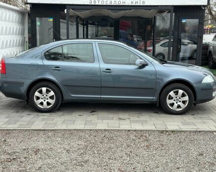 Серый Шкода Октавия, объемом двигателя 1.6 л и пробегом 369 тыс. км за 5500 $, фото 9 на Automoto.ua