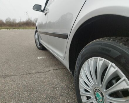 Серый Шкода Октавия, объемом двигателя 1.6 л и пробегом 250 тыс. км за 4600 $, фото 4 на Automoto.ua