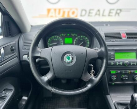 Серый Шкода Октавия, объемом двигателя 1.6 л и пробегом 369 тыс. км за 5500 $, фото 16 на Automoto.ua