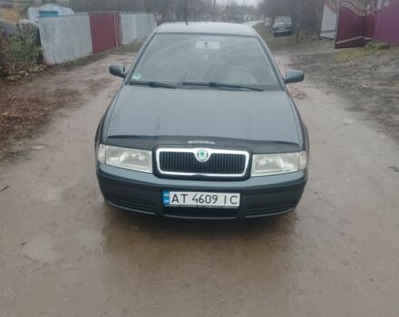 Серый Шкода Октавия, объемом двигателя 1.6 л и пробегом 233 тыс. км за 4600 $, фото 5 на Automoto.ua