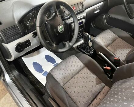 Серый Шкода Октавия, объемом двигателя 1.8 л и пробегом 270 тыс. км за 4000 $, фото 3 на Automoto.ua