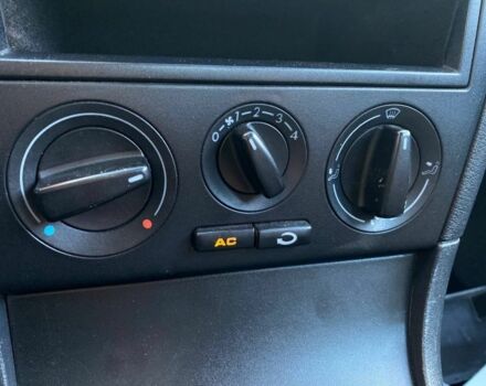 Сірий Шкода Октавія, об'ємом двигуна 1.6 л та пробігом 300 тис. км за 4100 $, фото 9 на Automoto.ua