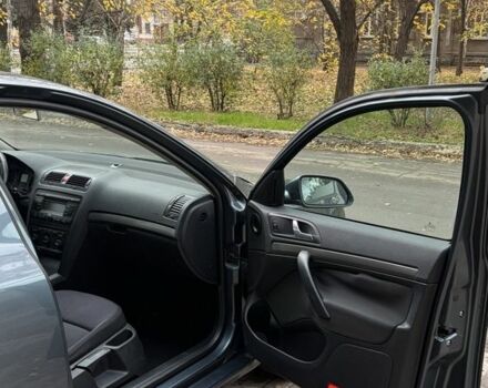Серый Шкода Октавия, объемом двигателя 1.9 л и пробегом 300 тыс. км за 3200 $, фото 18 на Automoto.ua
