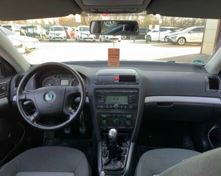 Серый Шкода Октавия, объемом двигателя 1.4 л и пробегом 239 тыс. км за 6755 $, фото 17 на Automoto.ua