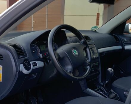 Серый Шкода Октавия, объемом двигателя 1.4 л и пробегом 239 тыс. км за 6755 $, фото 9 на Automoto.ua