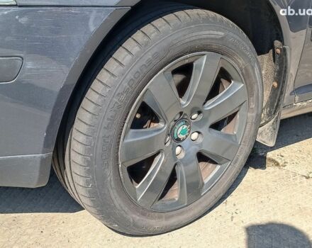 Серый Шкода Октавия, объемом двигателя 2 л и пробегом 227 тыс. км за 6790 $, фото 5 на Automoto.ua