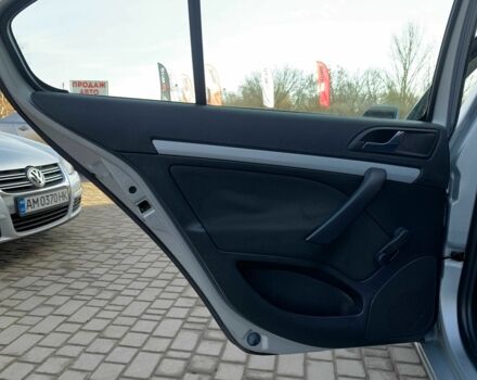 Серый Шкода Октавия, объемом двигателя 1.4 л и пробегом 239 тыс. км за 6755 $, фото 11 на Automoto.ua