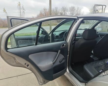 Сірий Шкода Октавія, об'ємом двигуна 1.6 л та пробігом 230 тис. км за 4300 $, фото 9 на Automoto.ua