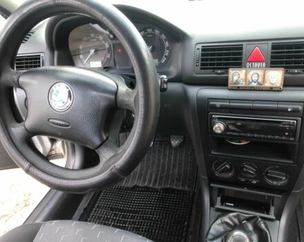 Сірий Шкода Октавія, об'ємом двигуна 1.6 л та пробігом 224 тис. км за 5700 $, фото 6 на Automoto.ua