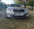 Серый Шкода Октавия, объемом двигателя 1.8 л и пробегом 250 тыс. км за 5900 $, фото 4 на Automoto.ua