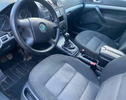 Серый Шкода Октавия, объемом двигателя 1.6 л и пробегом 268 тыс. км за 5500 $, фото 7 на Automoto.ua