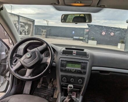 Серый Шкода Октавия, объемом двигателя 0 л и пробегом 280 тыс. км за 3939 $, фото 6 на Automoto.ua