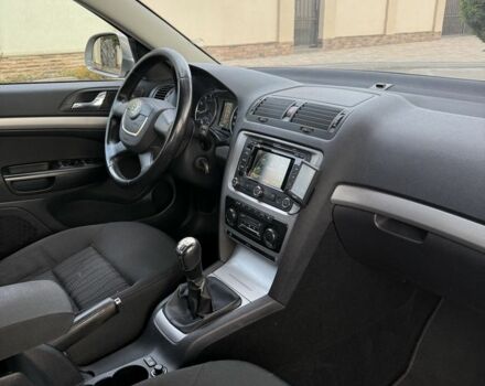 Сірий Шкода Октавія, об'ємом двигуна 1.2 л та пробігом 250 тис. км за 6650 $, фото 11 на Automoto.ua