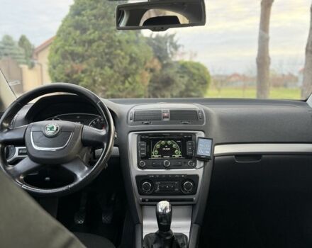 Сірий Шкода Октавія, об'ємом двигуна 1.2 л та пробігом 250 тис. км за 6650 $, фото 5 на Automoto.ua