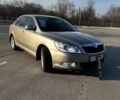 Серый Шкода Октавия, объемом двигателя 0 л и пробегом 211 тыс. км за 6800 $, фото 1 на Automoto.ua