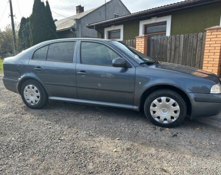 Серый Шкода Октавия, объемом двигателя 1.6 л и пробегом 270 тыс. км за 6200 $, фото 1 на Automoto.ua