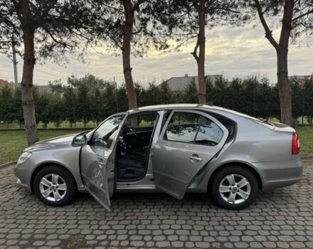 Сірий Шкода Октавія, об'ємом двигуна 1.2 л та пробігом 250 тис. км за 6650 $, фото 2 на Automoto.ua