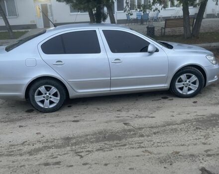 Шкода Октавия 2011 в Ужгороде на Automoto.ua Серый Шкода Октавия, объемом двигателя 1.6 л и пробегом 2 тыс. км за 7200 $, фото 1 на Automoto.ua