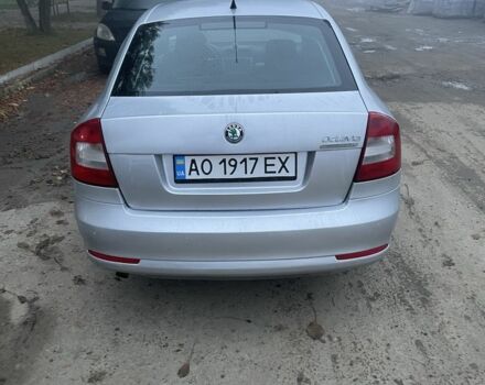 Шкода Октавия 2011 в Ужгороде на Automoto.ua Серый Шкода Октавия, объемом двигателя 1.6 л и пробегом 2 тыс. км за 7200 $, фото 2 на Automoto.ua