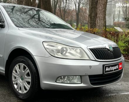 Серый Шкода Октавия, объемом двигателя 1.6 л и пробегом 226 тыс. км за 6990 $, фото 4 на Automoto.ua