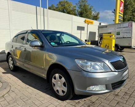 Сірий Шкода Октавія, об'ємом двигуна 1 л та пробігом 240 тис. км за 7598 $, фото 4 на Automoto.ua