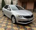 Серый Шкода Октавия, объемом двигателя 1.6 л и пробегом 226 тыс. км за 12800 $, фото 1 на Automoto.ua