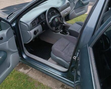 Серый Шкода Октавия, объемом двигателя 1.6 л и пробегом 517 тыс. км за 3000 $, фото 2 на Automoto.ua