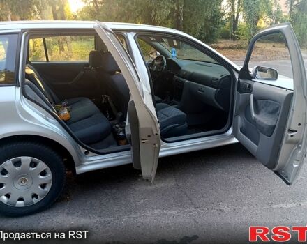 Серый Шкода Октавия, объемом двигателя 1.6 л и пробегом 288 тыс. км за 3900 $, фото 3 на Automoto.ua