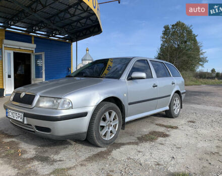 Серый Шкода Октавия, объемом двигателя 1.78 л и пробегом 400 тыс. км за 3000 $, фото 4 на Automoto.ua