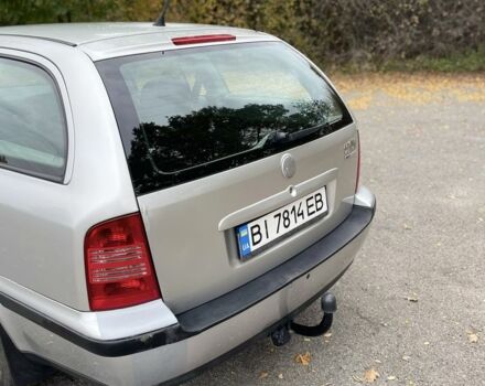 Серый Шкода Октавия, объемом двигателя 1.6 л и пробегом 272 тыс. км за 4200 $, фото 2 на Automoto.ua