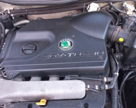 Серый Шкода Октавия, объемом двигателя 1.8 л и пробегом 280 тыс. км за 4800 $, фото 4 на Automoto.ua