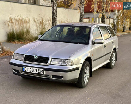 Серый Шкода Октавия, объемом двигателя 1.6 л и пробегом 230 тыс. км за 3500 $, фото 8 на Automoto.ua