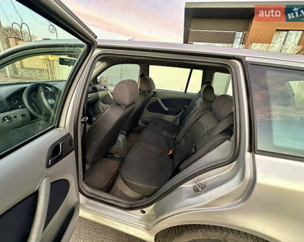 Серый Шкода Октавия, объемом двигателя 1.6 л и пробегом 230 тыс. км за 3500 $, фото 13 на Automoto.ua