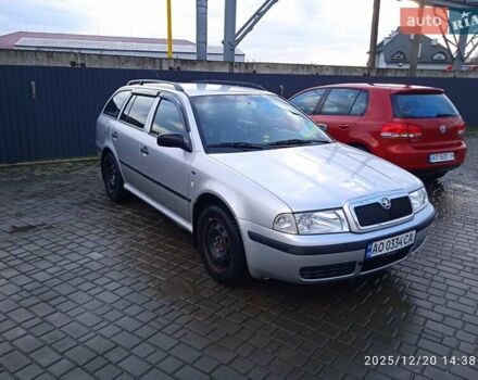 Серый Шкода Октавия, объемом двигателя 1.6 л и пробегом 322 тыс. км за 2900 $, фото 1 на Automoto.ua