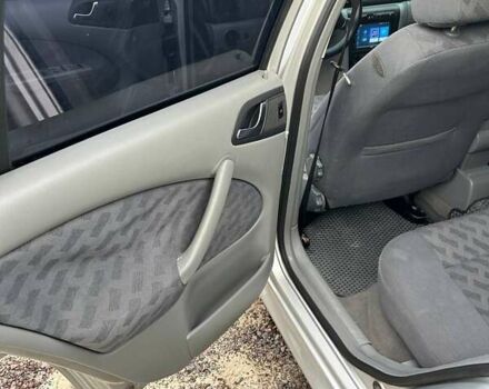 Серый Шкода Октавия, объемом двигателя 1.98 л и пробегом 300 тыс. км за 4950 $, фото 9 на Automoto.ua