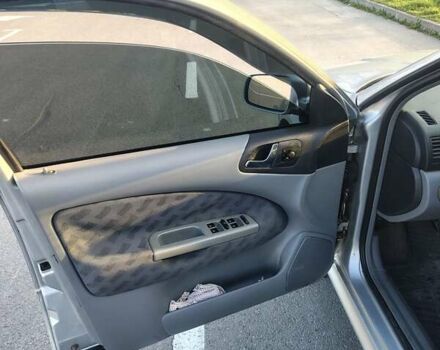 Серый Шкода Октавия, объемом двигателя 1.6 л и пробегом 225 тыс. км за 3800 $, фото 9 на Automoto.ua