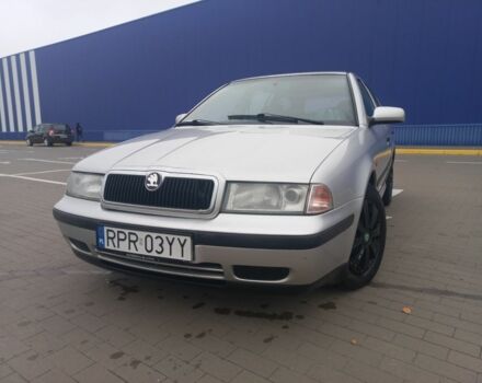 Серый Шкода Октавия, объемом двигателя 1.9 л и пробегом 400 тыс. км за 2400 $, фото 1 на Automoto.ua