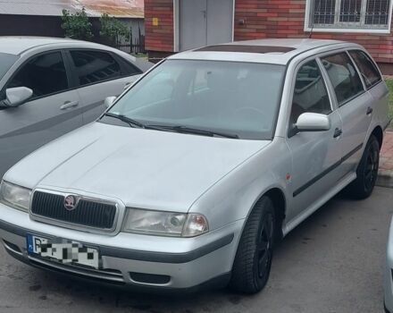 Шкода Октавия 2001 в Киеве на Automoto.ua Серый Шкода Октавия, объемом двигателя 1.9 л и пробегом 305 тыс. км за 2000 $, фото 1 на Automoto.ua
