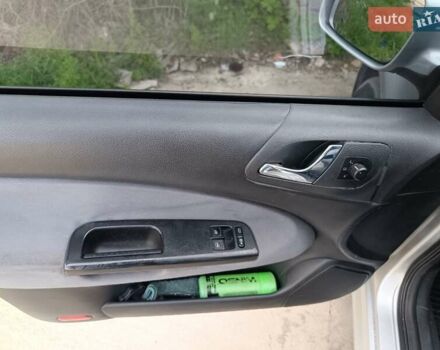Серый Шкода Октавия, объемом двигателя 1.98 л и пробегом 210 тыс. км за 3900 $, фото 17 на Automoto.ua