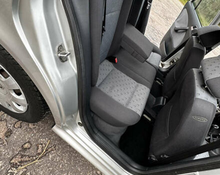 Серый Шкода Октавия, объемом двигателя 1.6 л и пробегом 206 тыс. км за 5500 $, фото 27 на Automoto.ua