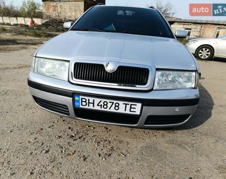 Серый Шкода Октавия, объемом двигателя 1.98 л и пробегом 210 тыс. км за 3900 $, фото 7 на Automoto.ua
