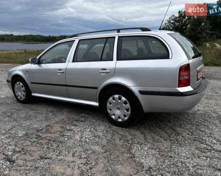 Серый Шкода Октавия, объемом двигателя 1.6 л и пробегом 206 тыс. км за 5500 $, фото 7 на Automoto.ua