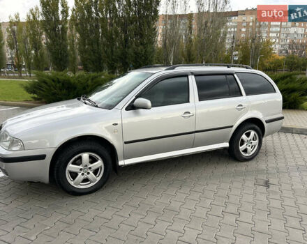 Шкода Октавия 2001 в Черкассах на Automoto.ua Серый Шкода Октавия, объемом двигателя 1.6 л и пробегом 305 тыс. км за 4650 $, фото 5 на Automoto.ua