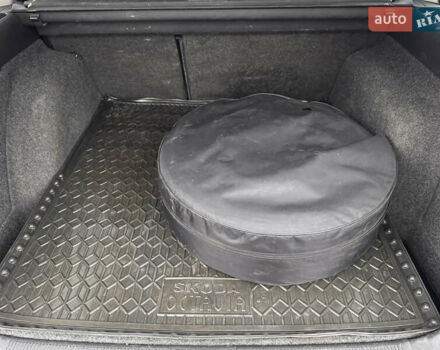 Сірий Шкода Октавія, об'ємом двигуна 1.8 л та пробігом 306 тис. км за 3900 $, фото 10 на Automoto.ua