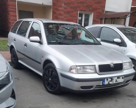 Шкода Октавия 2001 в Киеве на Automoto.ua Серый Шкода Октавия, объемом двигателя 1.9 л и пробегом 305 тыс. км за 2000 $, фото 2 на Automoto.ua